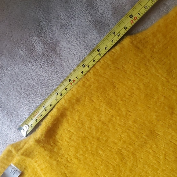 Zara Knit Yellow Gold HiLo Sweater - Picture 6 of 9